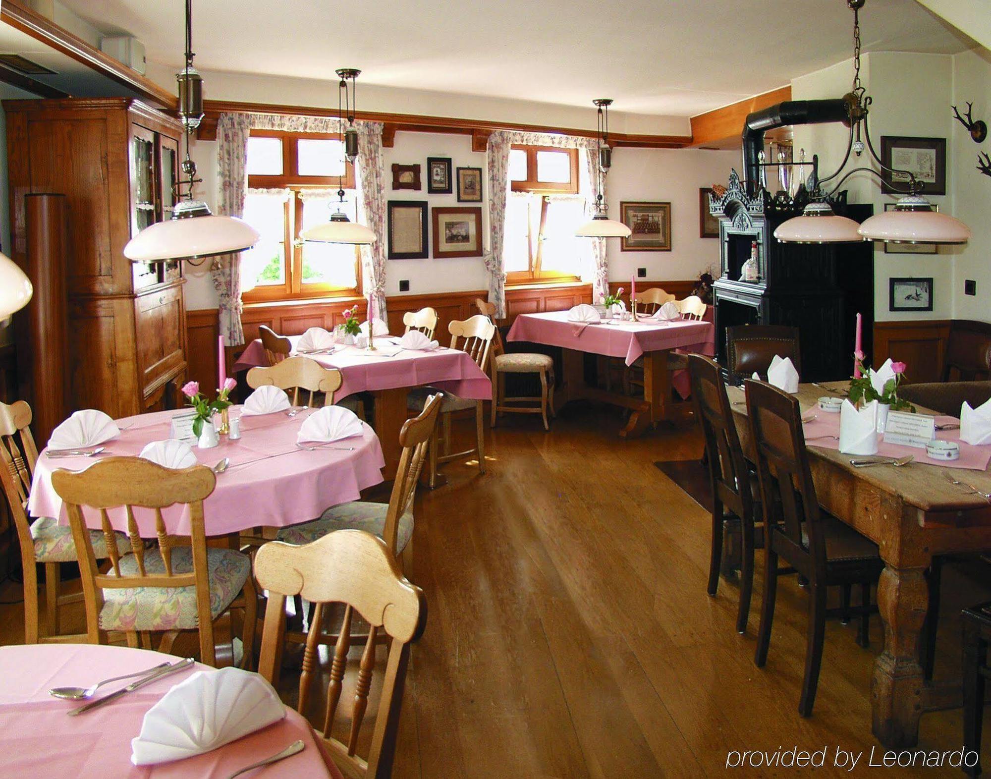 Landhotel & Gasthof Cramer Warstein Restaurant photo